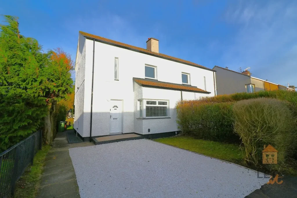 Bute Drive, 1, frontview